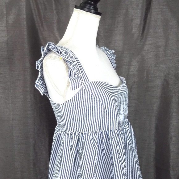NEW NWT Simply Southern Blue Gray Seersucker Stripe Peplum Blouse Size XL - Picture 3 of 8